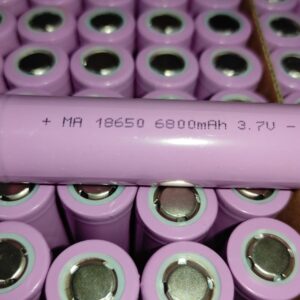 3.7V (1200mAh actual) Li-ion 18650 Battery (Flat Solder Model)