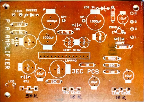 P A Amplifier LA4440 Mono (MIC, AUX in)